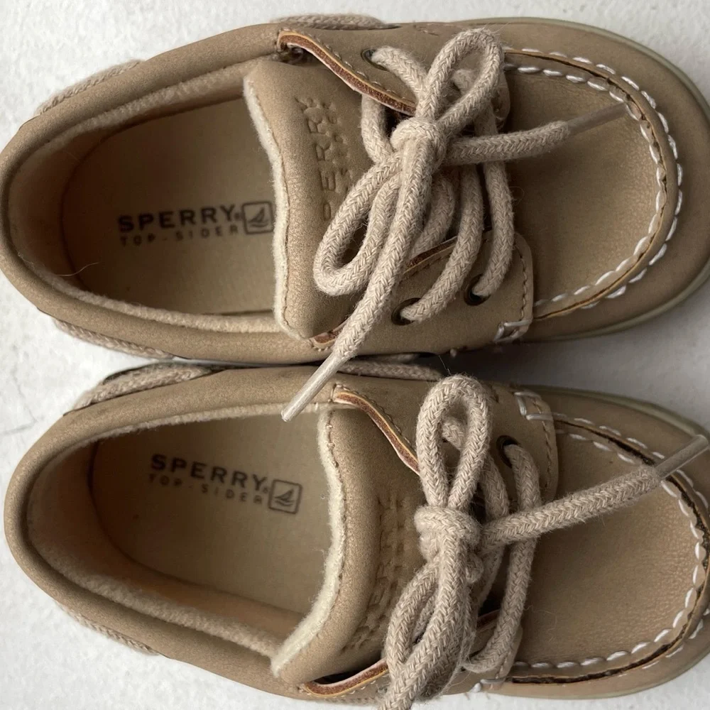 Sperry Kids Casual Boat Shoes in Tan